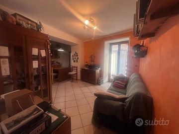 Volano- Trilocale con terrazzino