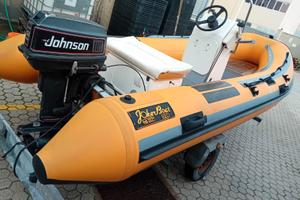 Joker 420 + johnson 25 cv