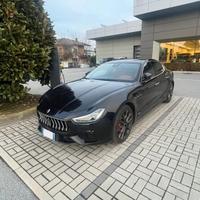 Maserati Ghibli 3.0 V6 430cv S GranLusso Q4 a...