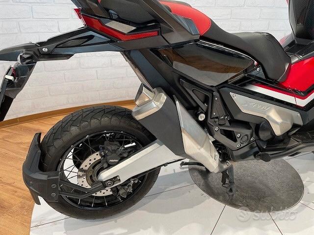 Ricambi vari Honda Xadv 750 - Annunci Prato