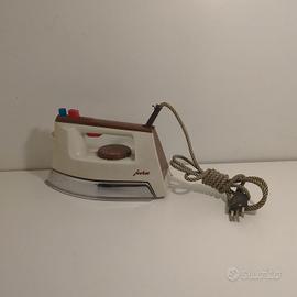Ferro da stiro vintage Jura – Svizzera – anni ’70 