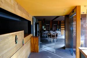 Ristorante attrezzato con posti auto