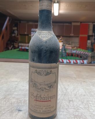 bottiglia vino barbaresco 1957