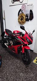 Honda CB 650 R 4000KM 48 MESI GARANZIA