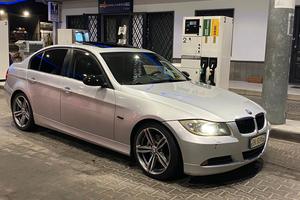 BMW 320d del 2007 163cv full optional