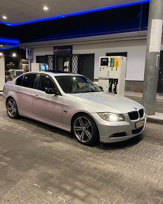 BMW 320d del 2007 163cv full optional