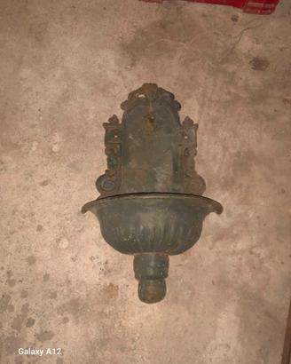 Fontana in ghisa 