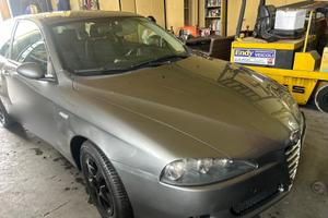 Alfa Romeo 147 1.6 16V TS (105) 5 porte Distinctiv