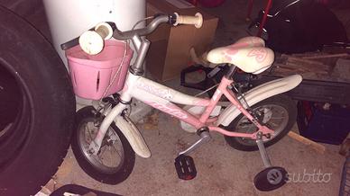 Bicicletta con rotelle