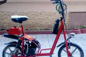 Bici a motore artigianale