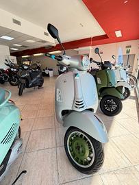 VESPA GTS OTTANTESIMO - EDIZIONE LIMITATA E NUMERA