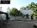 complesso-immobiliare-con-trullo-e-fabbricati