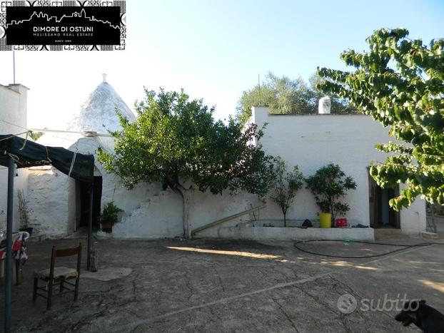 COMPLESSO IMMOBILIARE con TRULLO e FABBRICATI