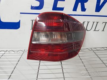 Fanale Stop DX Mercedes ML (W164) - 2005 a 2011