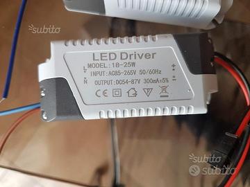 2 alimentatori trasformatori per faretti a led