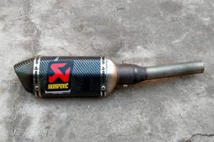 scarico Akrapovic