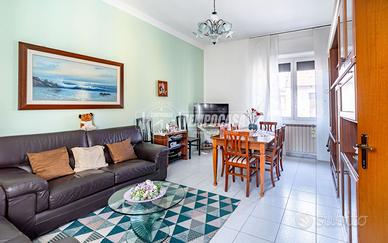 BILOCALE CON BALCONE