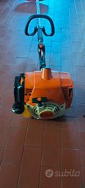 decespugliatore professionale STIHL FS 200