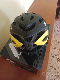 casco per bici 