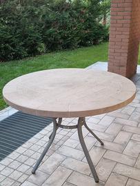 Tavolino da esterno tondo
