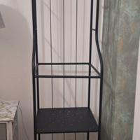 Mobiletto in ferro battuto