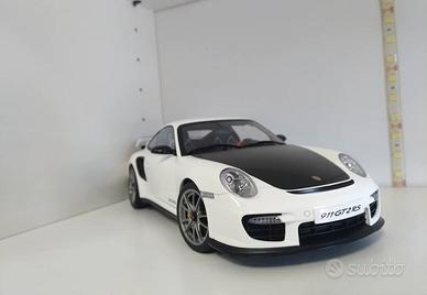 Autoart 77963 Porsche 911 Gt2 Rs