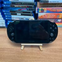 PS Vita 2004 + Caricatore e Gioco🎮