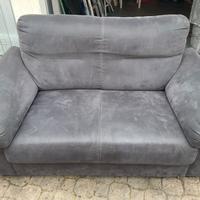 divano 2 posti grigio antracite