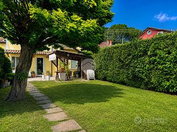 CASA SEMINDIPENDENTE A SAVIGNANO SUL RUBICONE