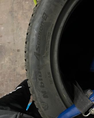 Nexen N blue 4 season 2  255/45 zr18