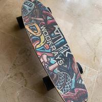 Skateboard elettrico + telecomando bluetooth