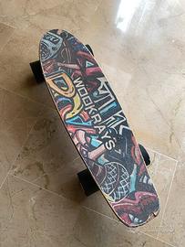 Skateboard elettrico + telecomando bluetooth