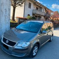 Volkswagen Touran 1.6 Benzina/GPL2007 cambio rotto