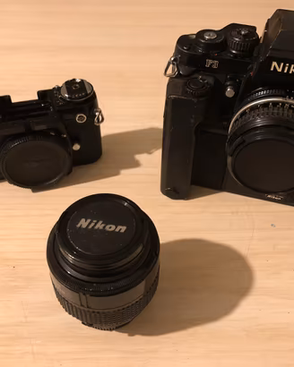 Nikon F3 e accessori