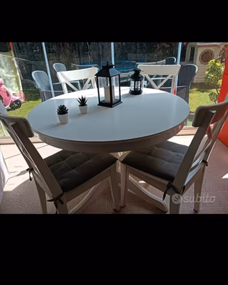 tavolo Ikea allungabile con 4 sedie 