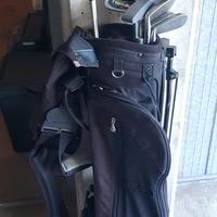 mazze da golf e palline