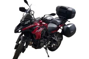 Benelli TRK 502 X 2019 rossa, 15.000 km, accessori