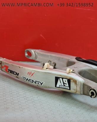 FORCELLONE POSTERIORE YAMAHA YZF 250 2015 2014 YZ