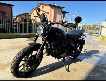 Ducati scrambler icon dark 2022