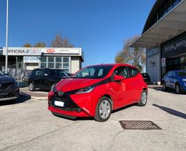 Toyota Aygo 1.0 VVT-i 69 CV 5 porte x-cool