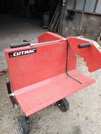 Sega circolare 220 volt