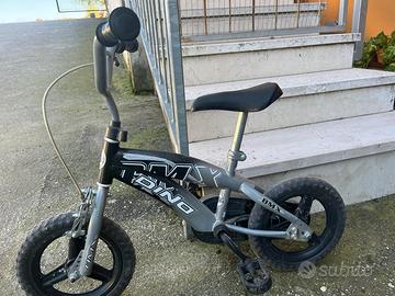 Bicicletta stile BMX per bambini 3/4 anni