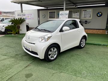 Toyota iQ Benzina Neopatentati