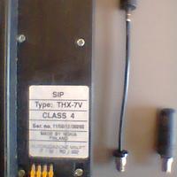 Due vecchie antenne di vecchi cellulari