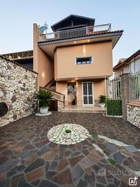 CASA INDIPENDENTE A VILLA DI BRIANO