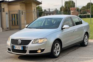 Volkswagen Passat 2.0 TDI DPF Comfortline