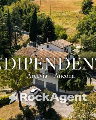 Casa indipendente di 156 m² con più di 5 locali e 