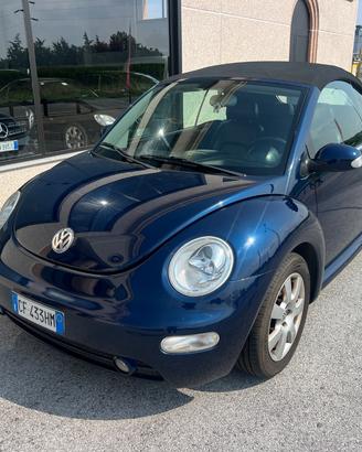VOLKSWAGEN New Beetle 1.6 Cabrio
