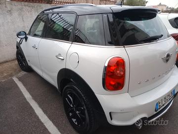  "MINICOUNTRYMAN COOPER SD ALL4"