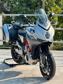MV Agusta Turismo Veloce 800